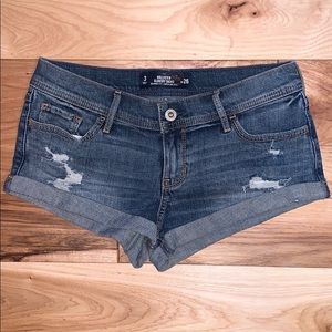 Hollister Slouchy Denim Short, Size 3